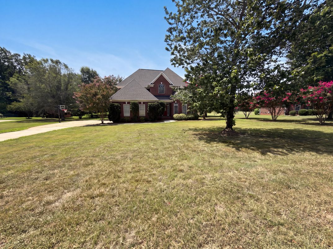 Photo 19 of 22 of 9721 Arlington Oaks Dr, Charlotte, NC