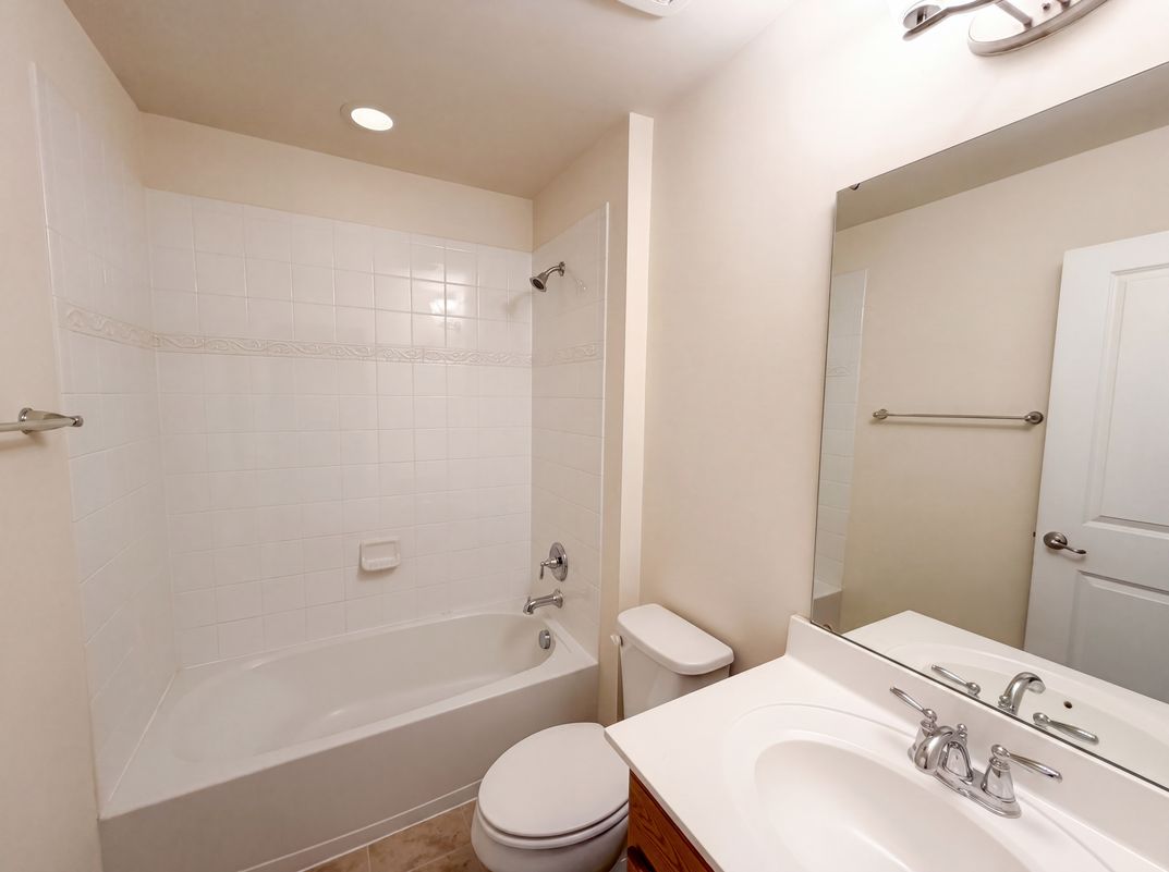 Photo 13 of 18 of 3713 Banana Ln, Midlothian, VA