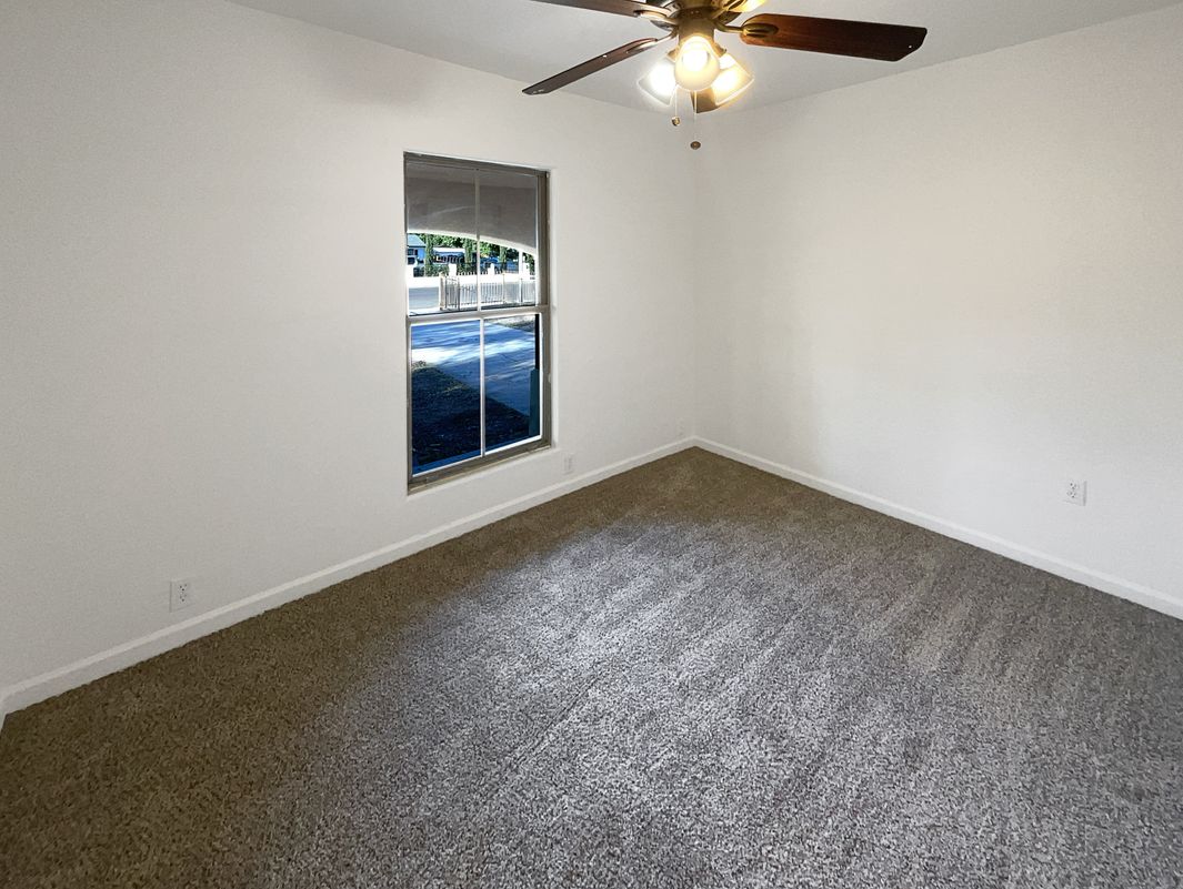 Photo 5 of 23 of 1048 E 6th Ave, Mesa, AZ