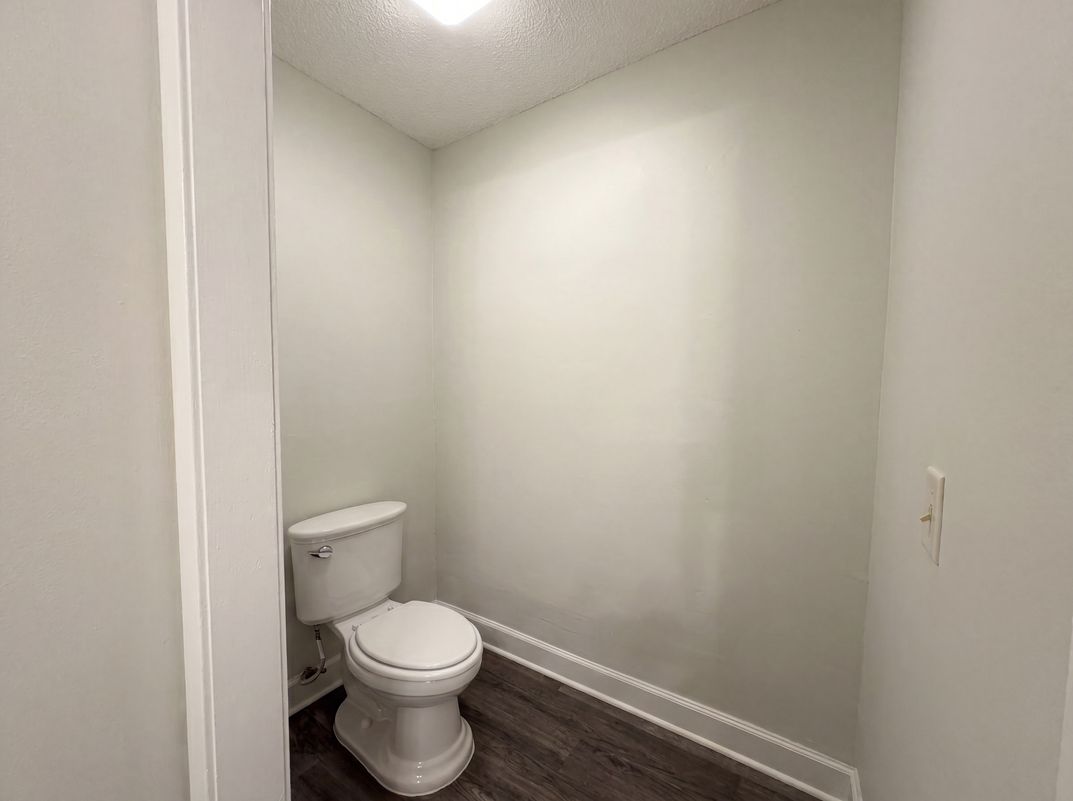 Photo 12 of 23 of 1328 Baffin Bay Rd, Columbia, SC