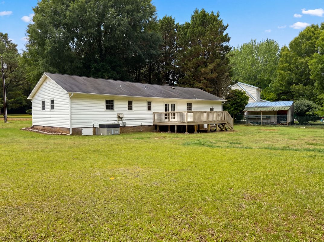 Photo 20 of 22 of 4061 Williams Mill Rd, Burlington, NC