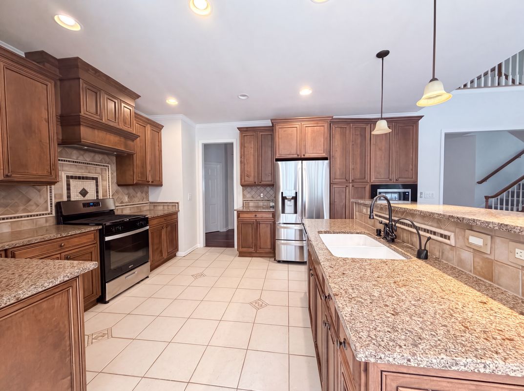 Photo 3 of 19 of 153 Montrose Dr, Mooresville, NC