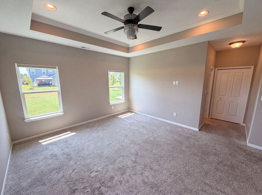Photo 11 of 23 of 12325 Wright Ct, Noblesville, IN