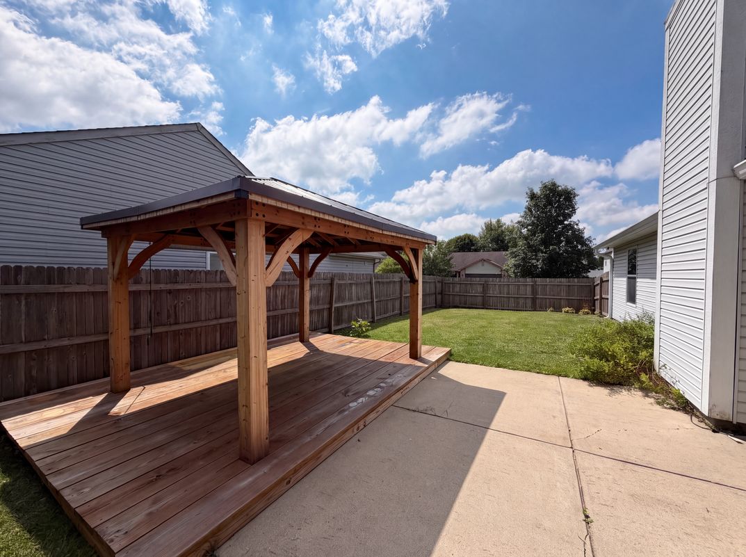 Photo 13 of 16 of 345 Leffler Dr, Indianapolis, IN
