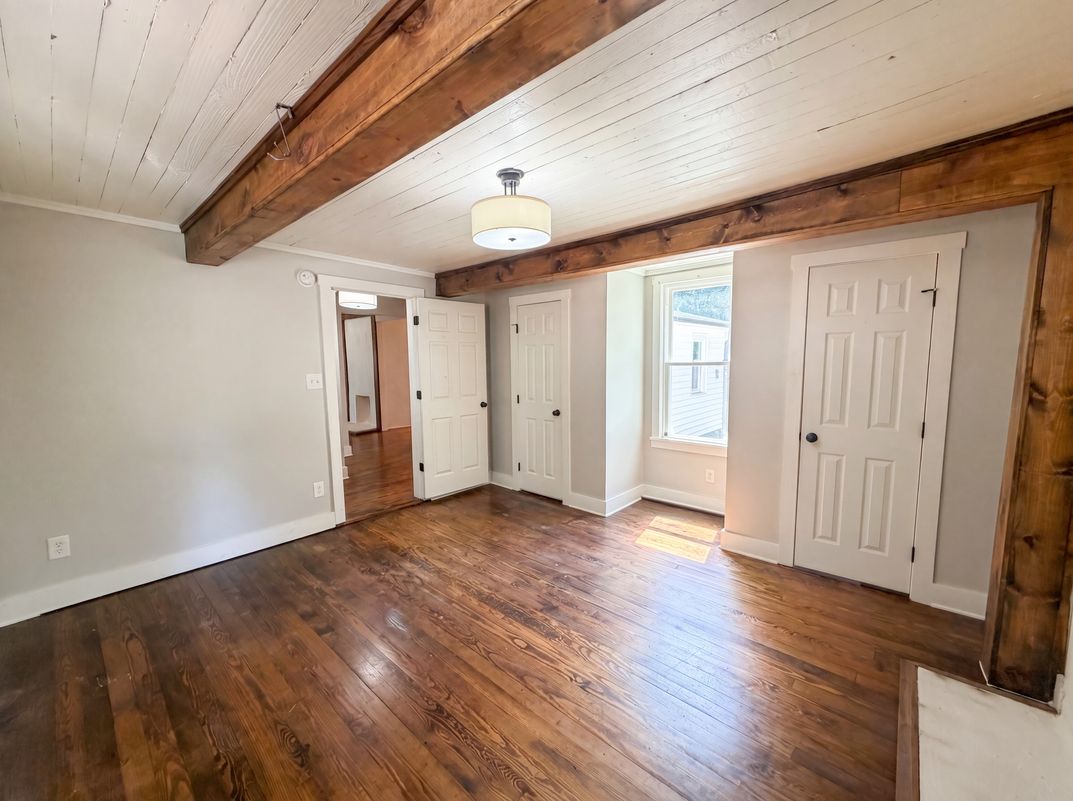 Photo 9 of 17 of 571 Winston St, Franklinton, NC