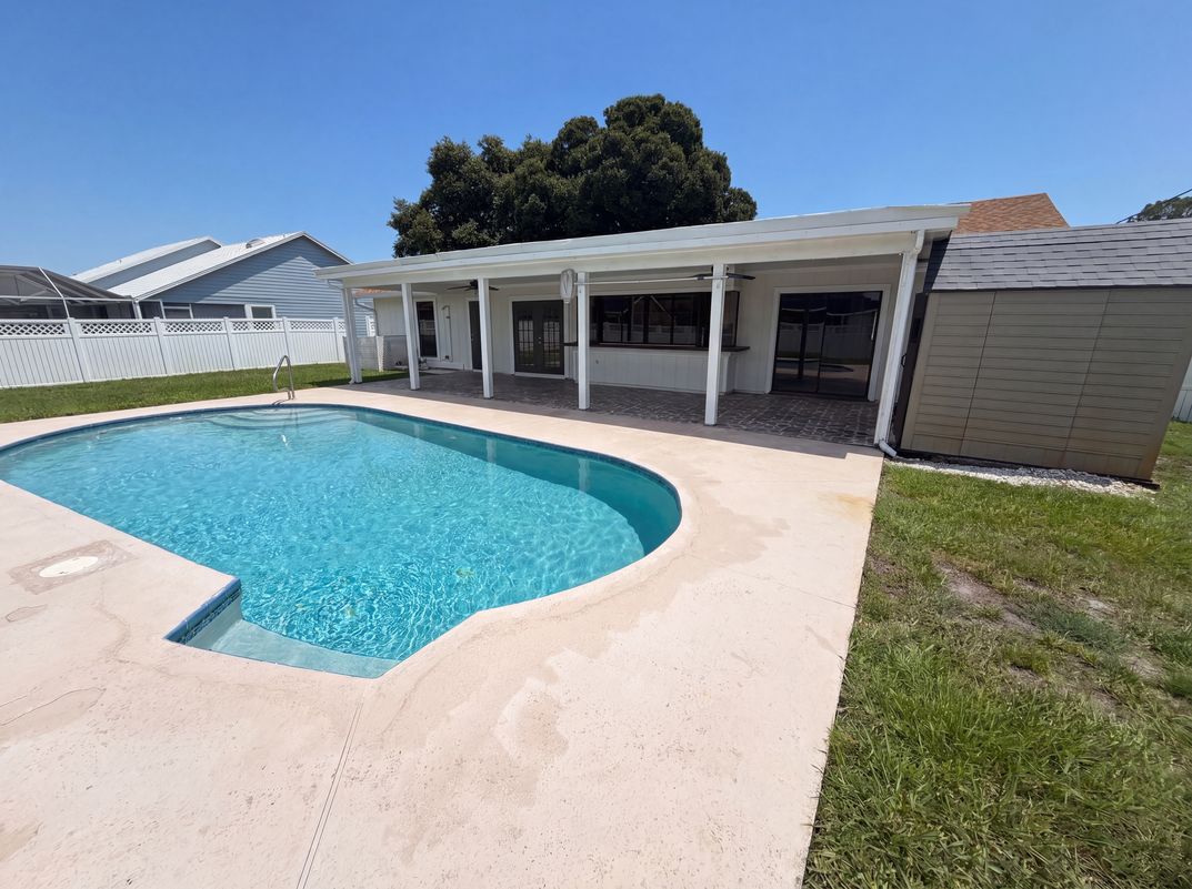 Photo 31 of 38 of 2305 SW Fern Cir, Port Saint Lucie, FL