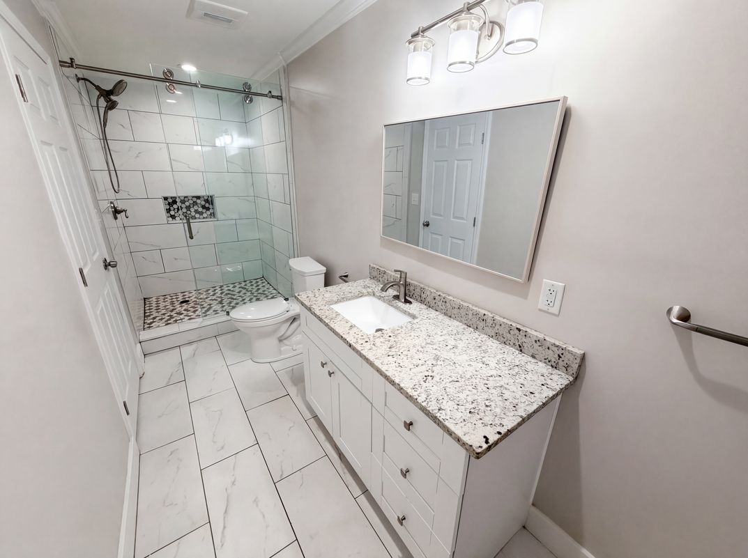 Photo 11 of 44 of 4000 Amberley Ln, Marietta, GA