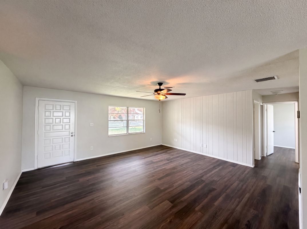 Photo 20 of 28 of 855 Murdock Blvd, Orlando, FL