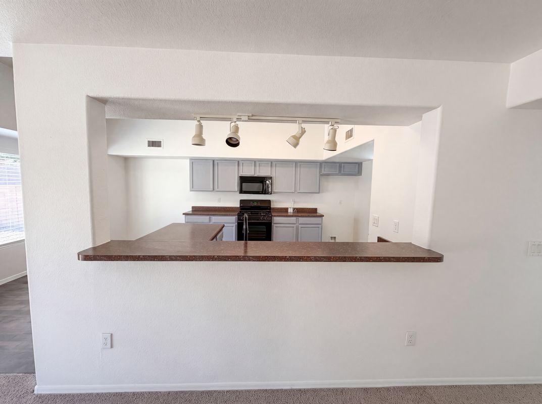 Photo 7 of 23 of 6503 W Misty Mountain Way, Tucson, AZ