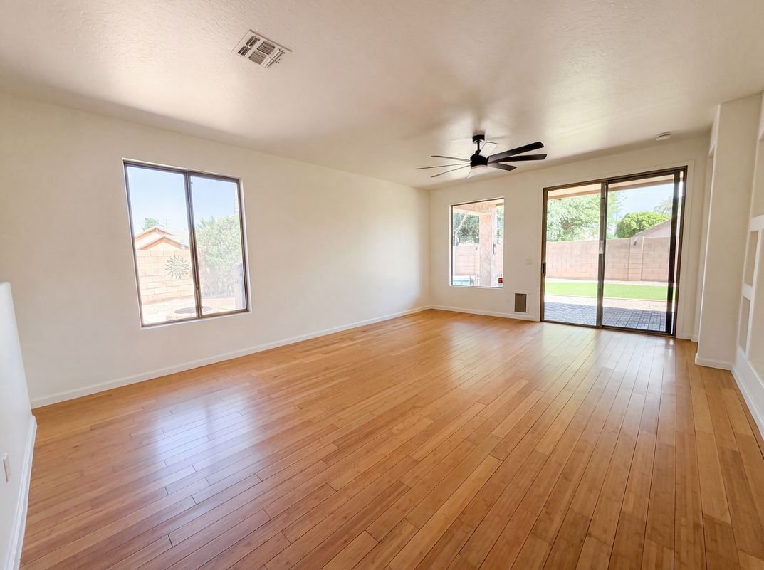 Photo 3 of 19 of 3421 E Dennisport Ave, Gilbert, AZ