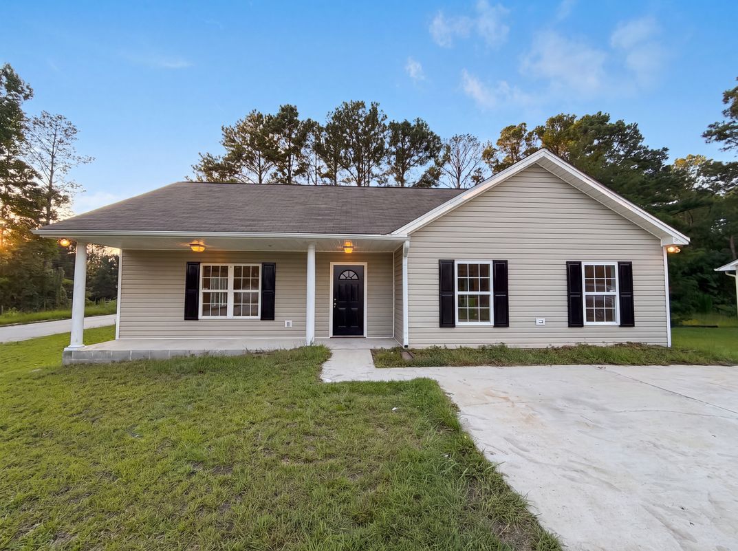 Photo 15 of 17 of 1 Plover Ct, Columbia, SC