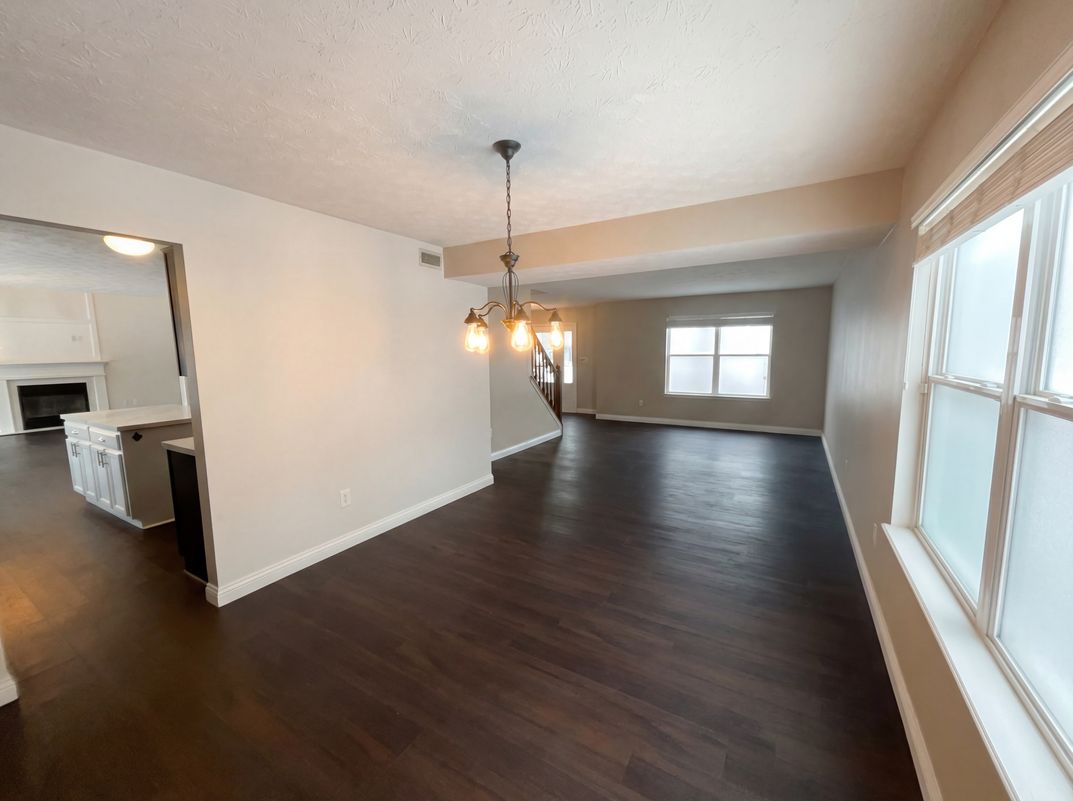 Photo 10 of 21 of 5259 Baysdon Cir, Indianapolis, IN