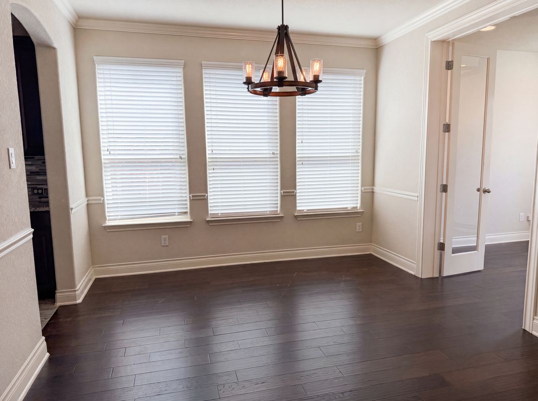 Photo 9 of 26 of 1058 Cedar Glen Dr, New Braunfels, TX