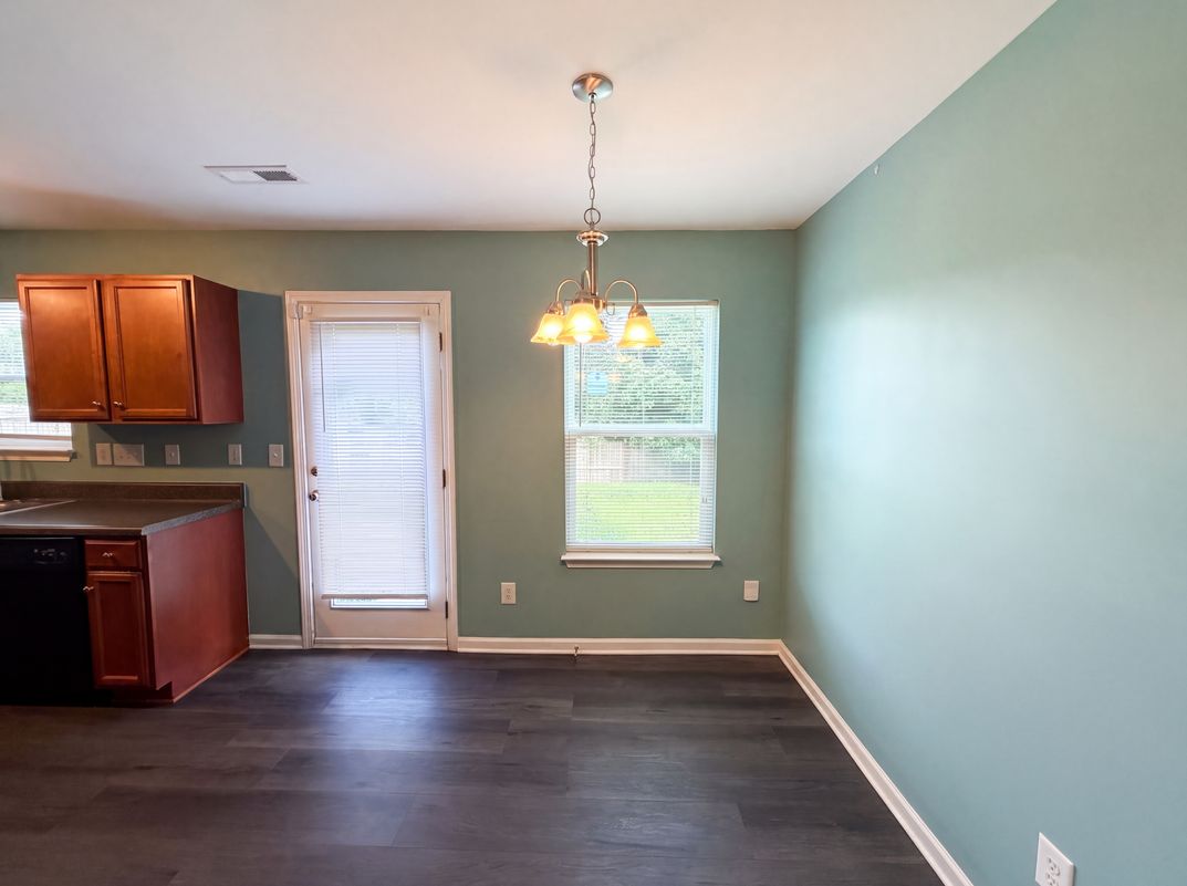 Photo 6 of 20 of 5730 Natick Dr, Charlotte, NC