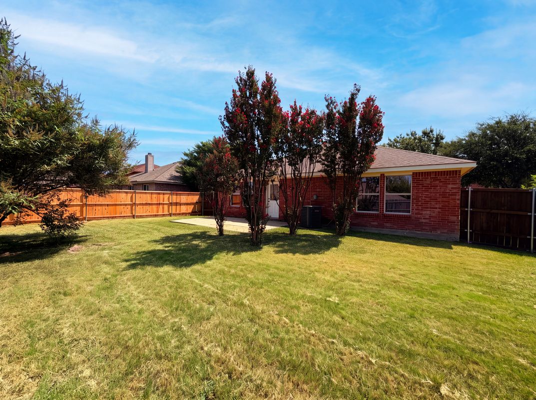 Photo 4 of 14 of 511 Brighton Ct, Wylie, TX