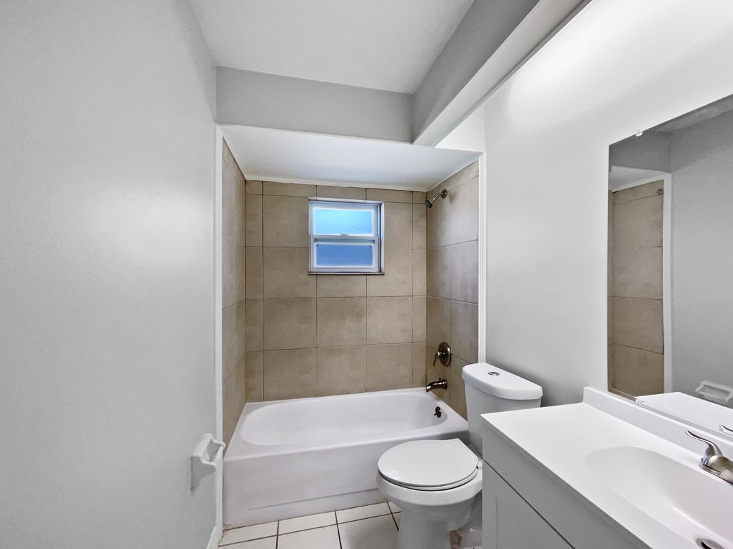 Photo 16 of 22 of 831 Haulover Dr, Altamonte Springs, FL