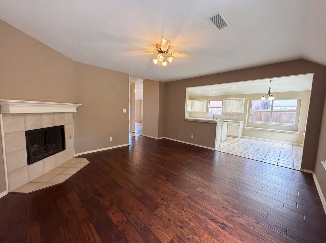 Photo 15 of 19 of 525 Hidden Oak Ln, Rockwall, TX