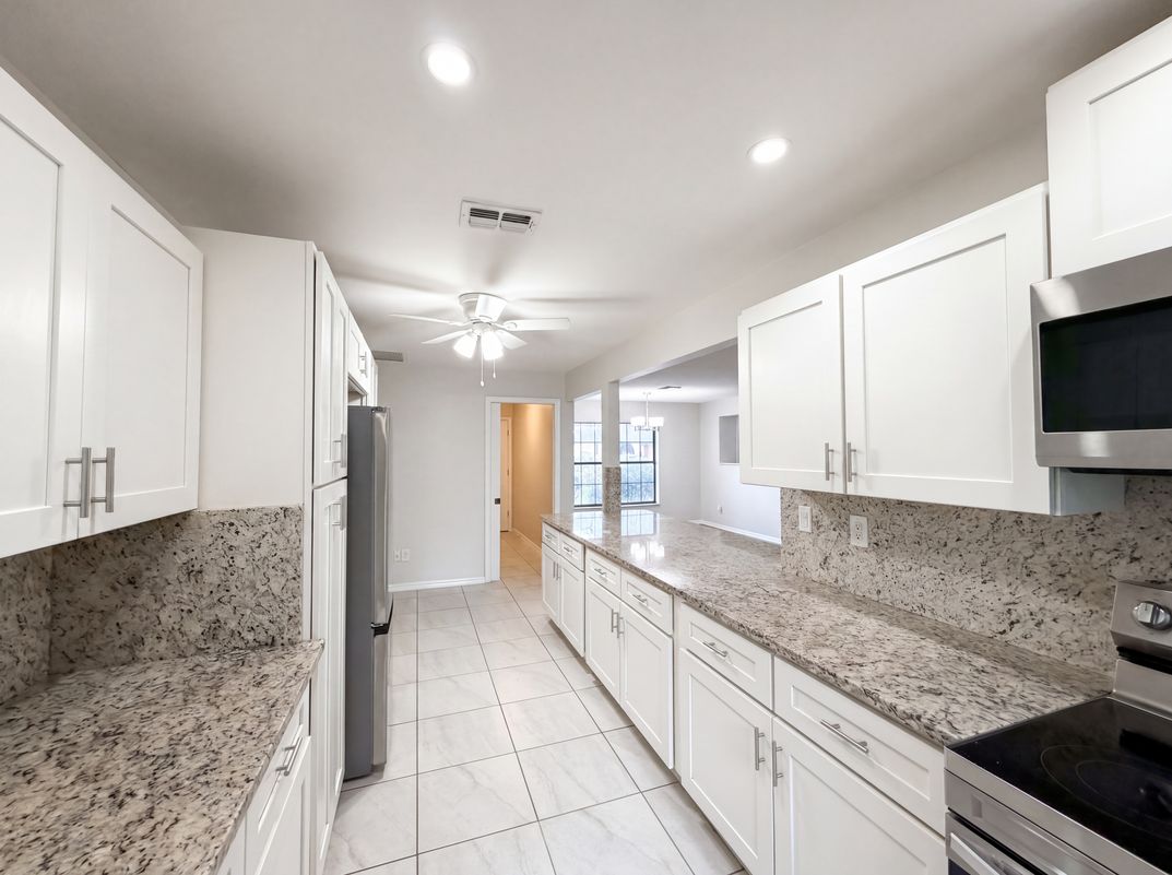 Photo 13 of 20 of 10510 SW 74th Ct, Ocala, FL