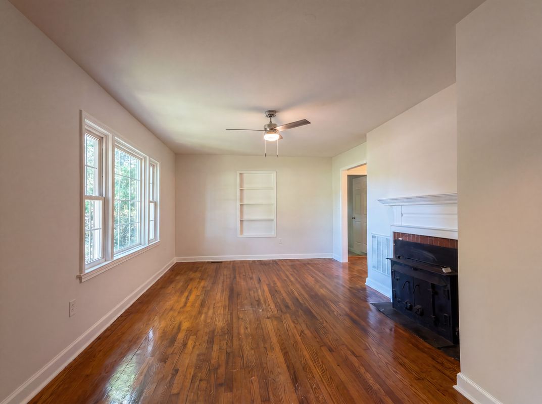Photo 6 of 20 of 1125 Old Spartanburg Hwy, Lyman, SC