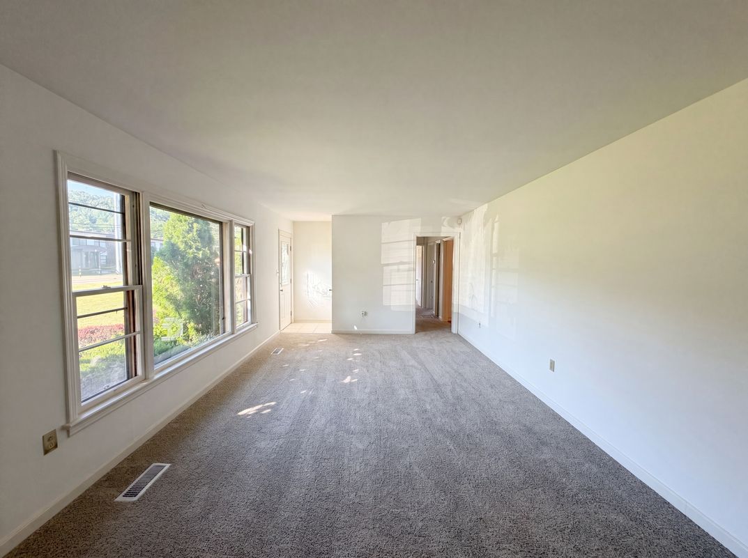 Photo 15 of 25 of 2205 Adair Dr, Knoxville, TN
