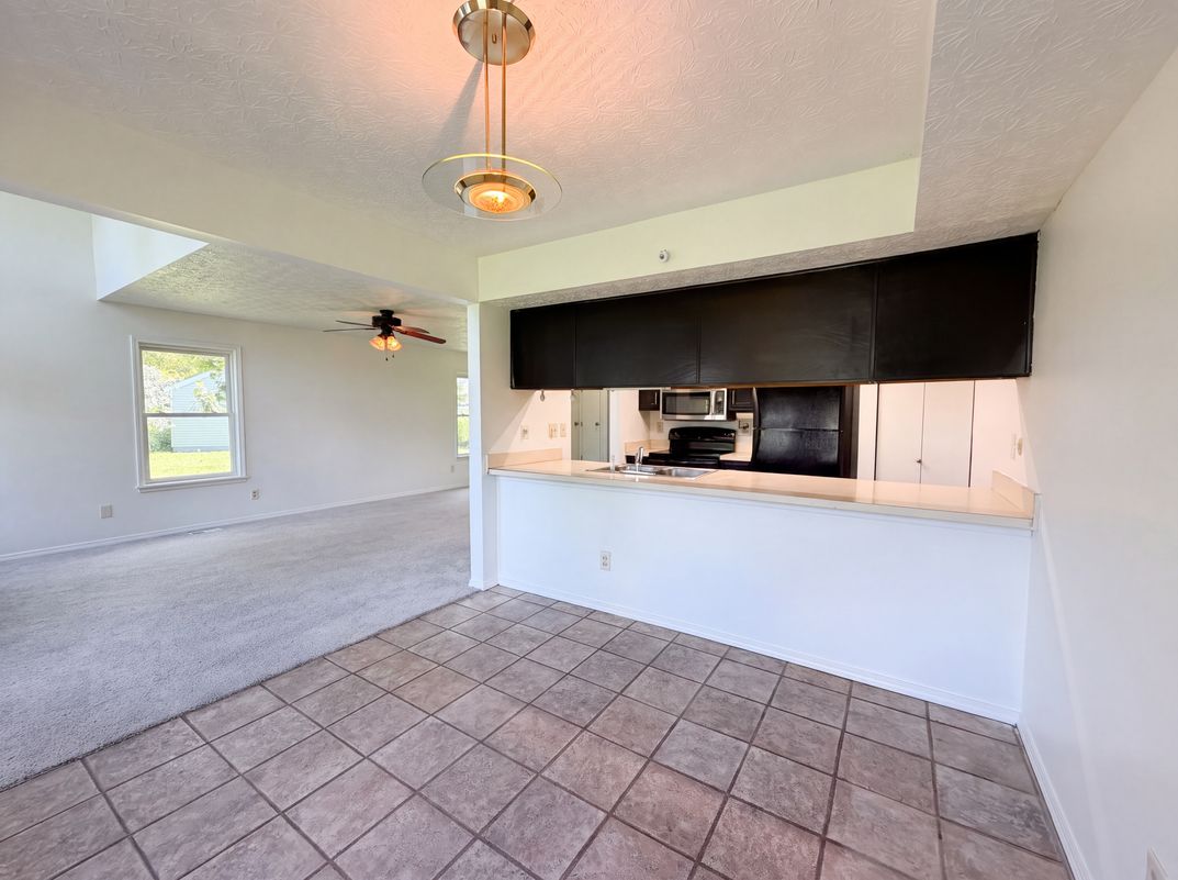 Photo 11 of 30 of 7761 Sagemeadow Ct, Columbus, OH