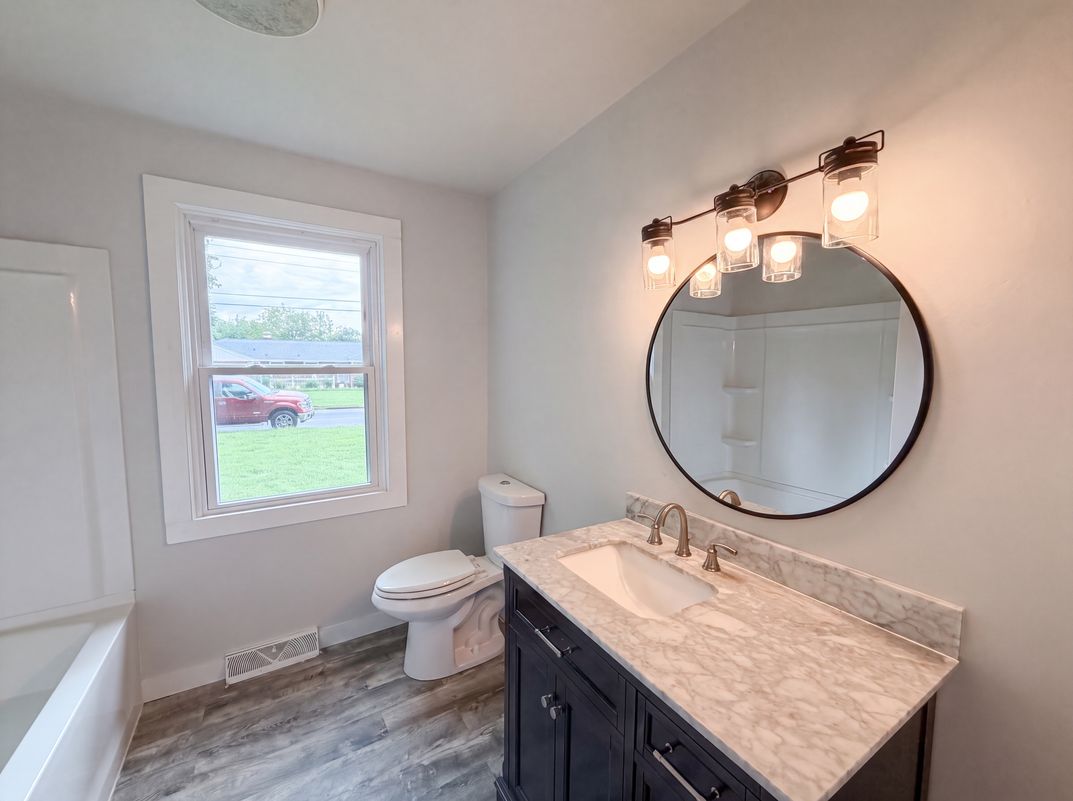 Photo 14 of 16 of 1016 Forestview Dr, Colonial Heights, VA