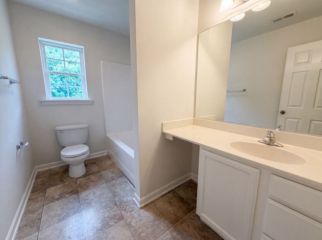 Photo 20 of 26 of 5503 Hardie Farm Dr, Greensboro, NC
