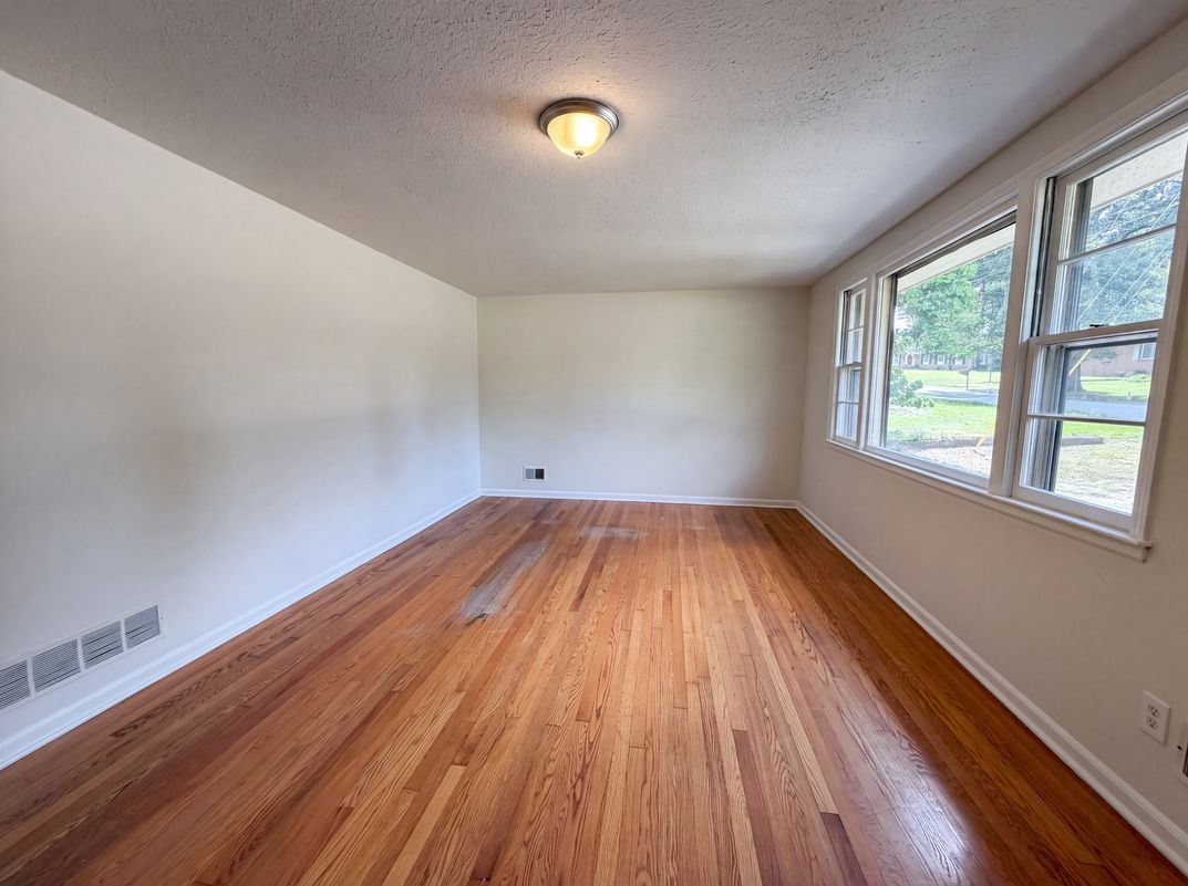 Photo 12 of 19 of 20 Moonglo Cir, Columbia, SC