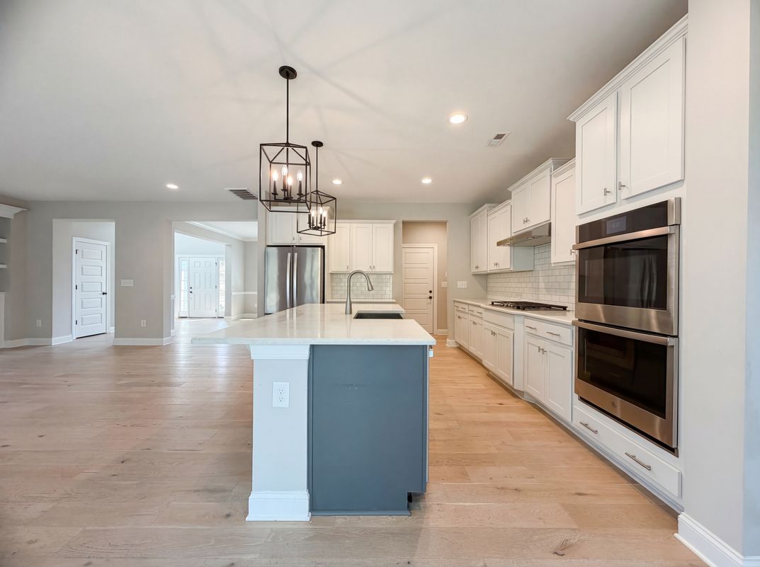 Photo 2 of 20 of 5016 Watercrest Trl, Belmont, NC