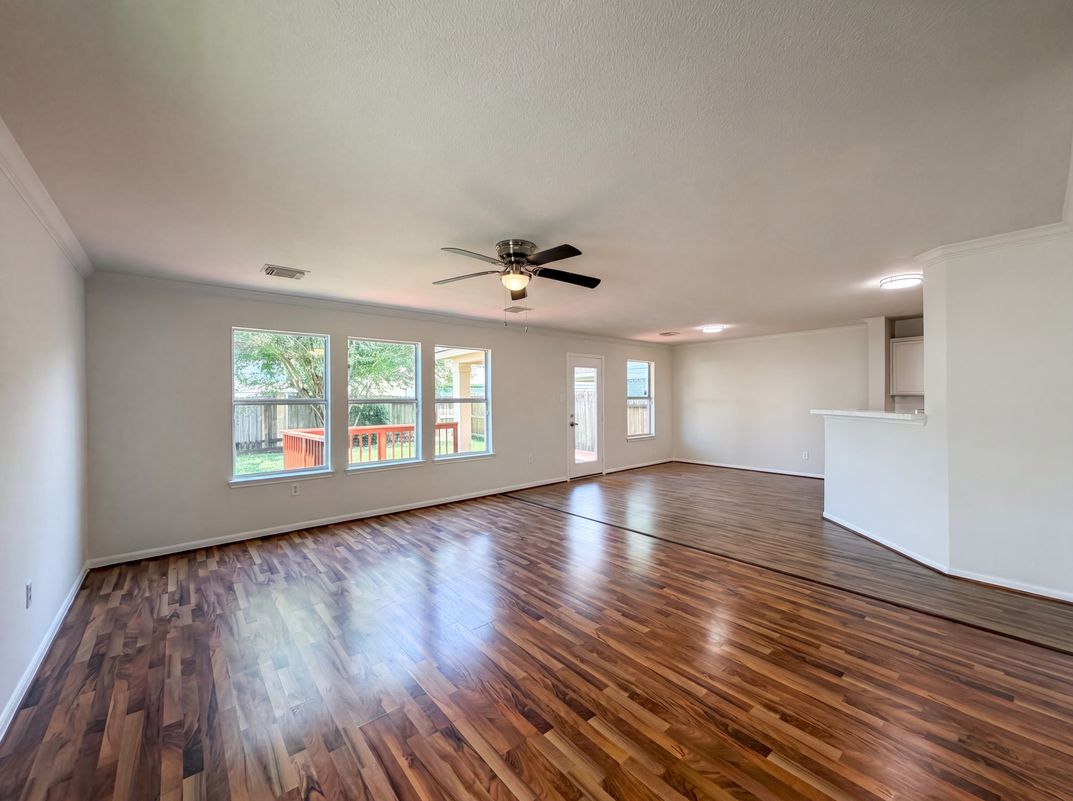 Property photo 3 of 2711 Skyview Trace Ct