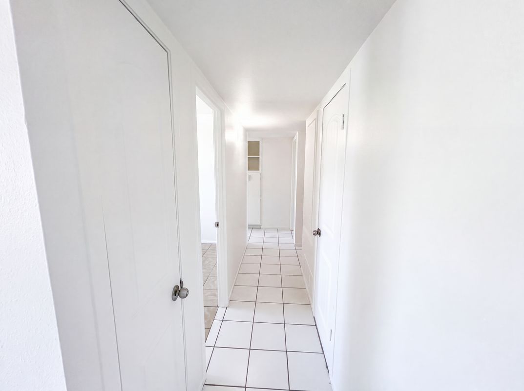 Photo 8 of 20 of 14838 N 33rd Dr, Phoenix, AZ
