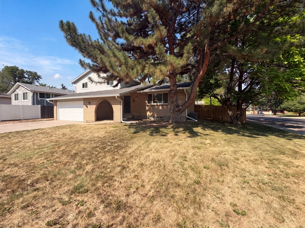 Photo 22 of 25 of 203 S 16th Ave, Brighton, CO