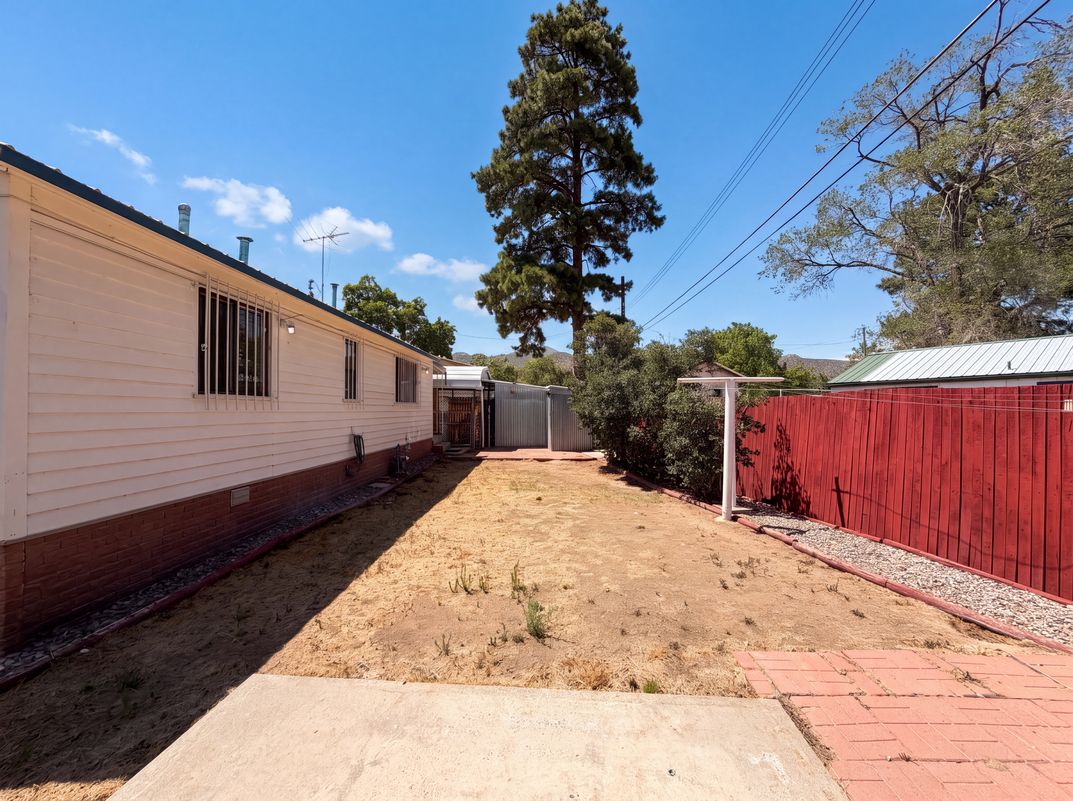 Photo 20 of 21 of 1758 39th St, Los Alamos, NM