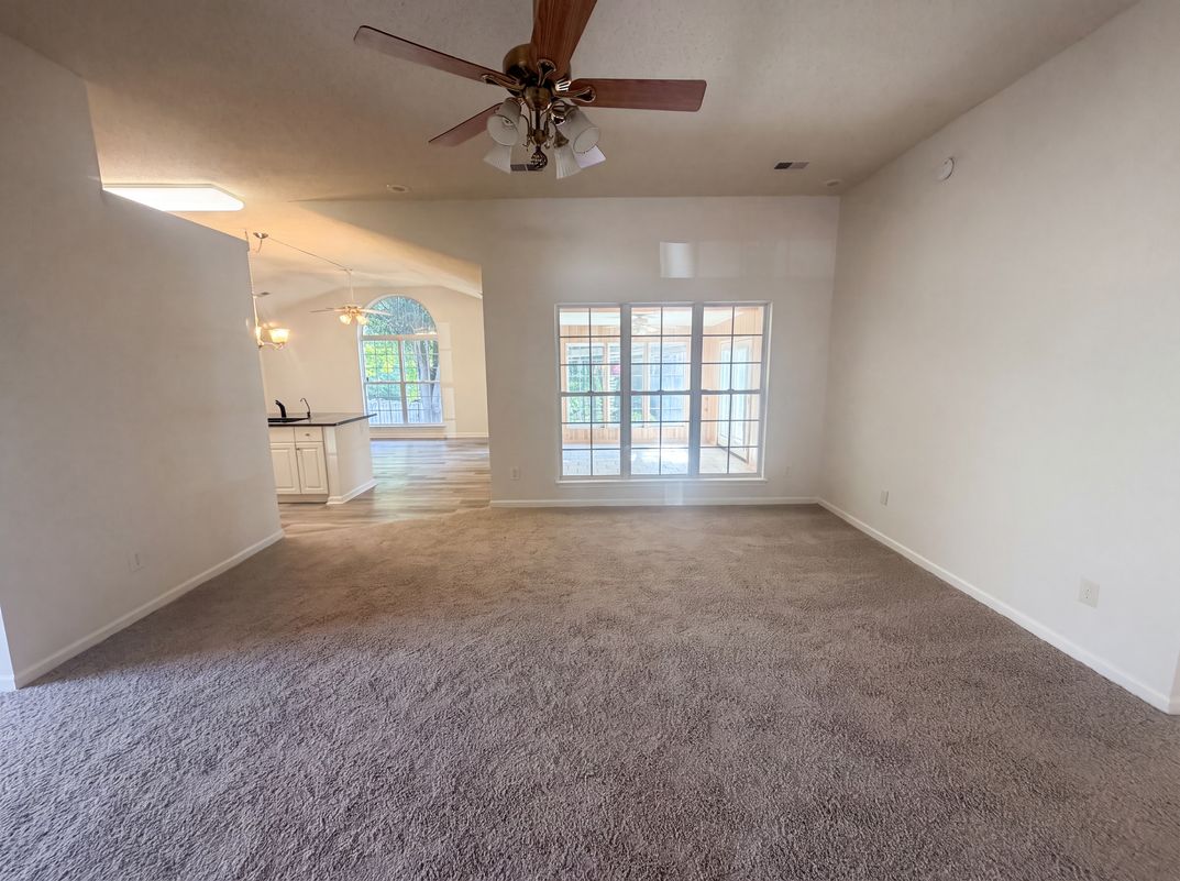 Photo 5 of 12 of 5702 River Glen Dr, Greensboro, NC