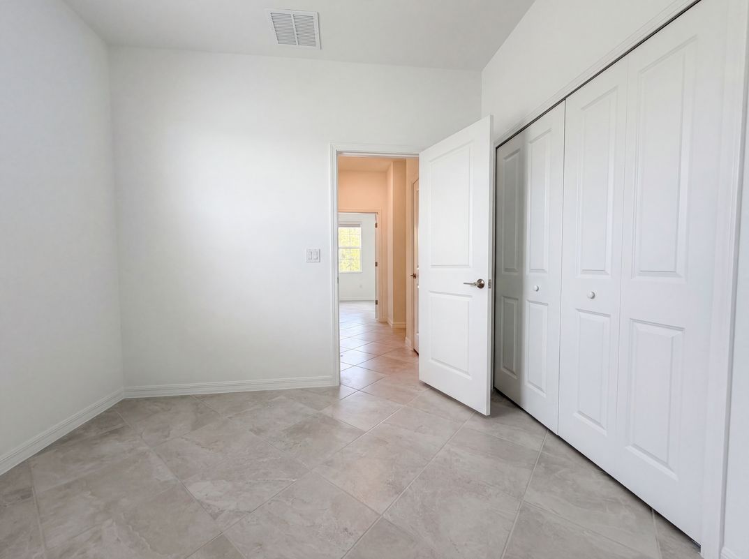 Photo 15 of 34 of 3818 NW 46th St, Cape Coral, FL