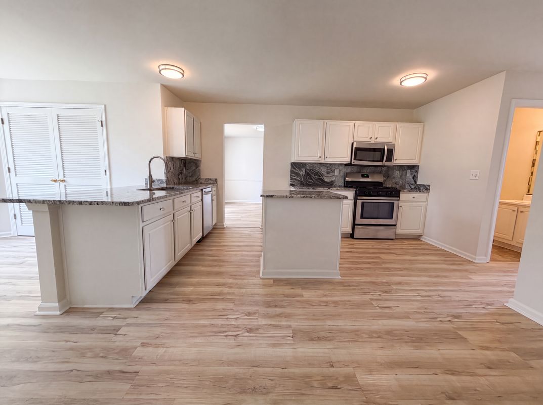 Photo 2 of 23 of 401 Callaway Ln, Conyers, GA