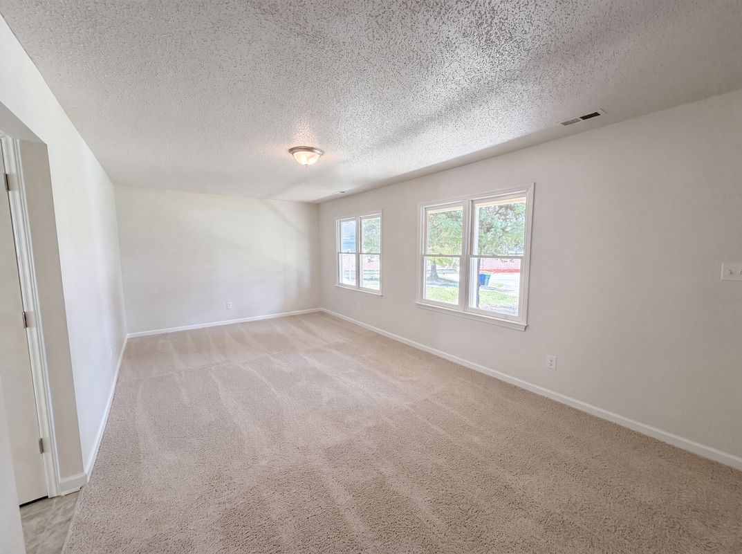 Photo 8 of 15 of 4 Shirley Caesar Ct, Durham, NC