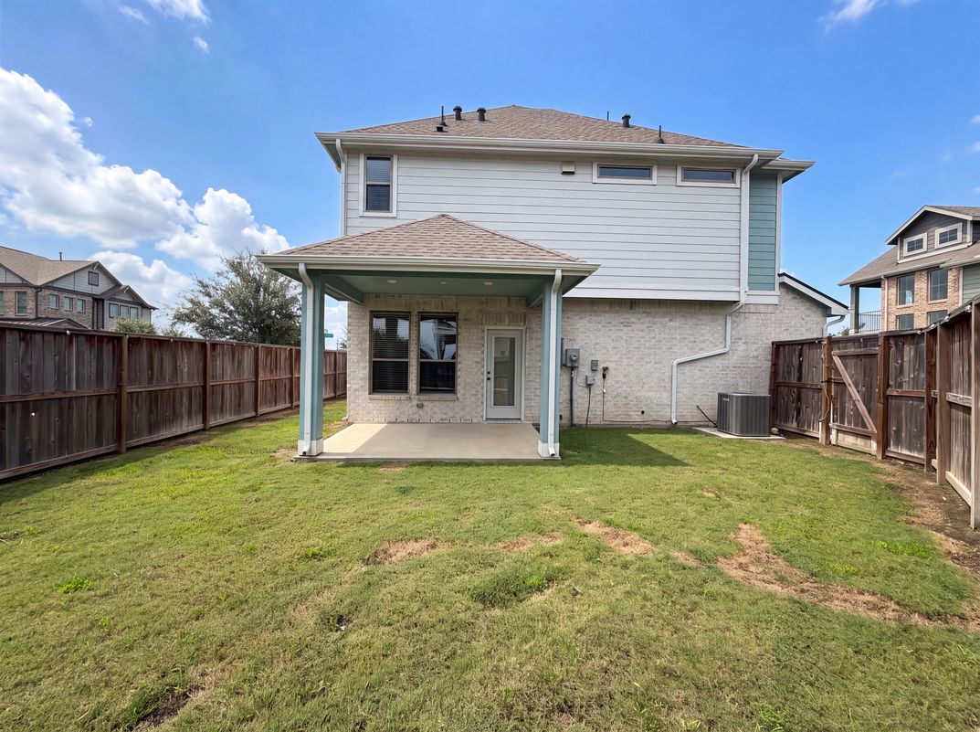 Photo 5 of 18 of 23939 Oriole Valley Trl, Katy, TX