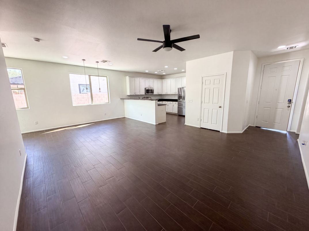 Photo 8 of 21 of 4541 S Merriman Way, Gilbert, AZ