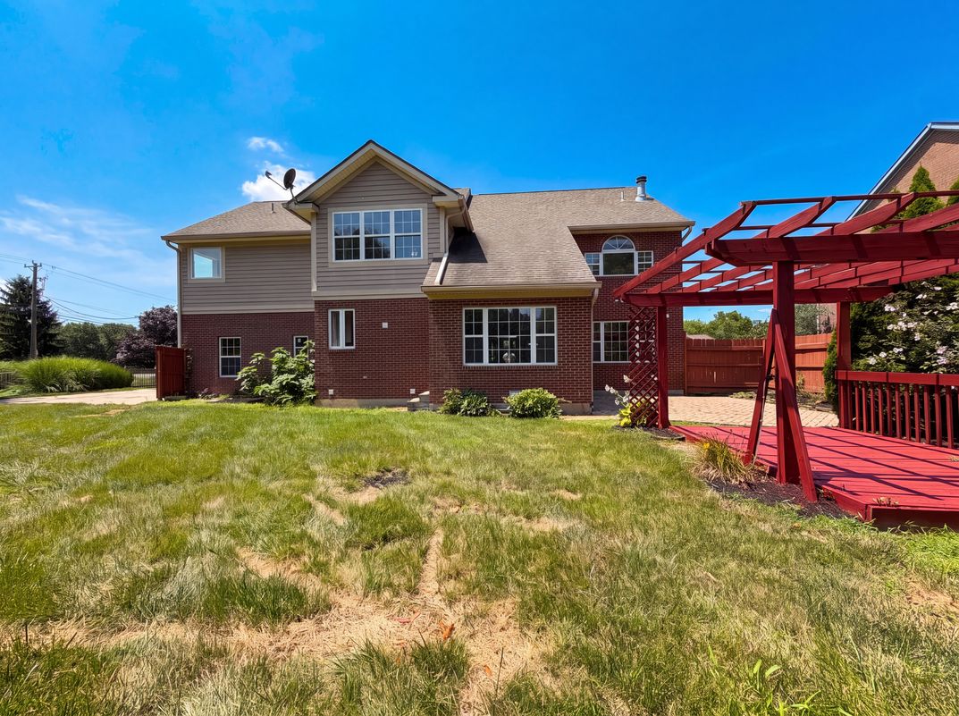 Photo 5 of 37 of 7188 Tarragon Ct, Liberty Twp, OH