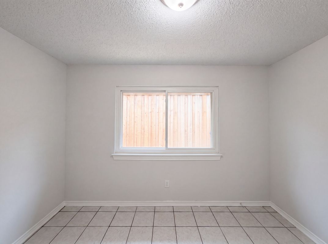 Photo 12 of 21 of 2604 Leo Dr, Garland, TX