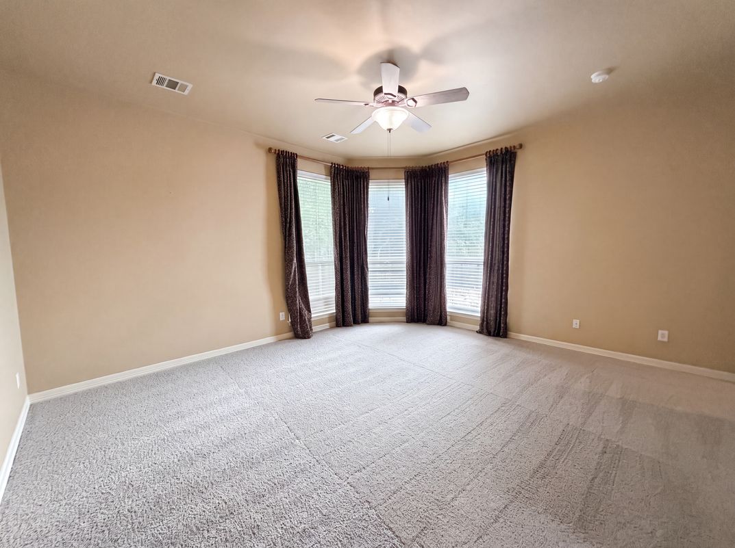 Photo 6 of 26 of 1724 Westend Pl, Round Rock, TX
