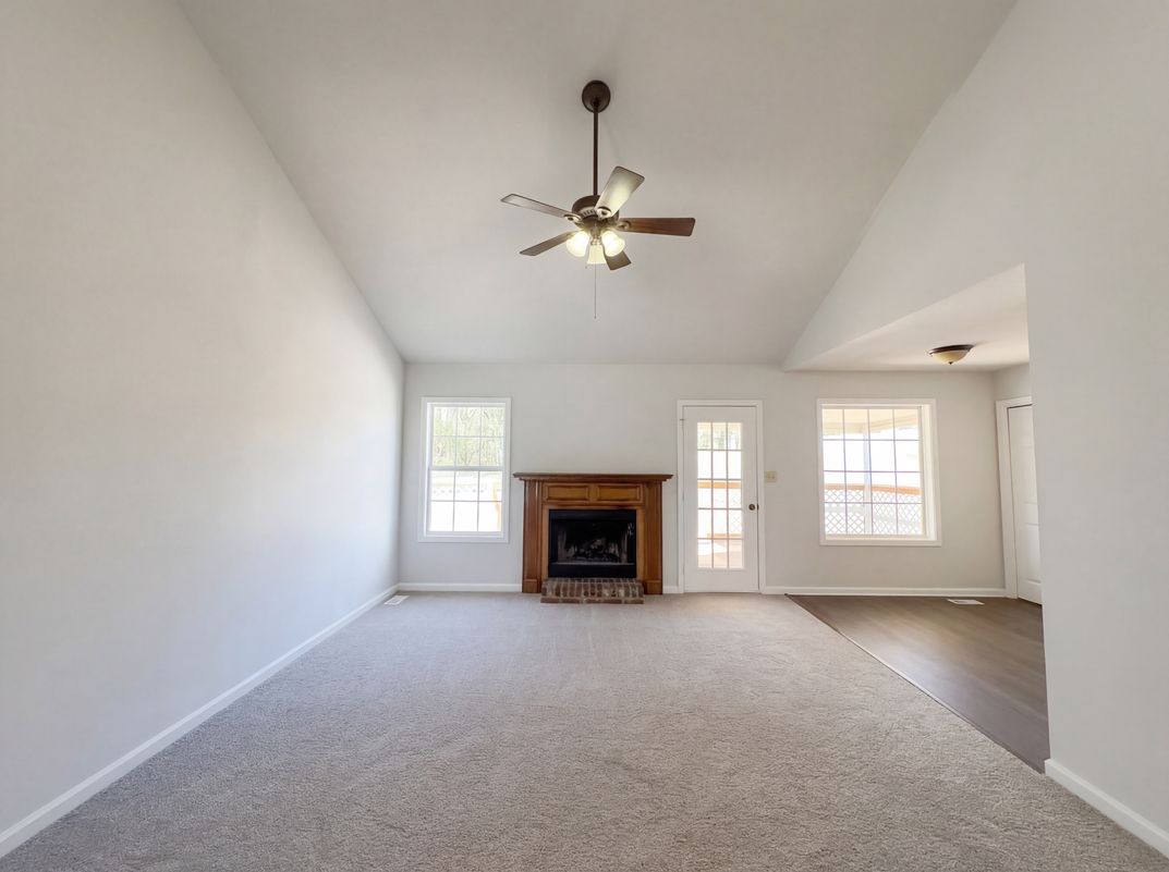 Property photo 3 of 1690 Sparkleberry Dr