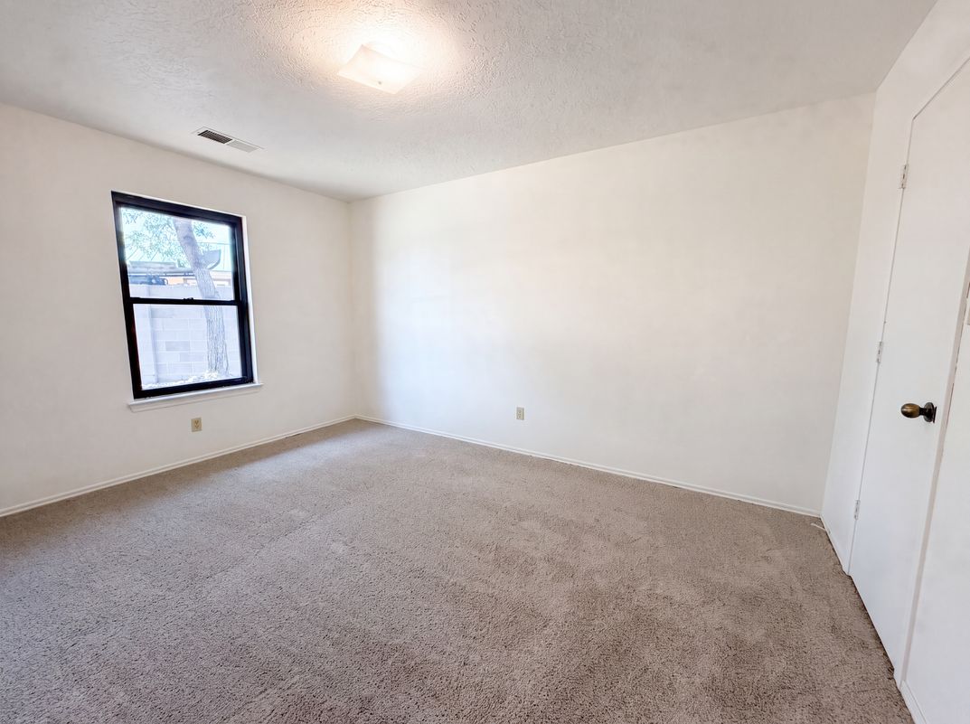 Photo 7 of 20 of 4417 Spanish Broom Ct NW, Albuquerque, NM