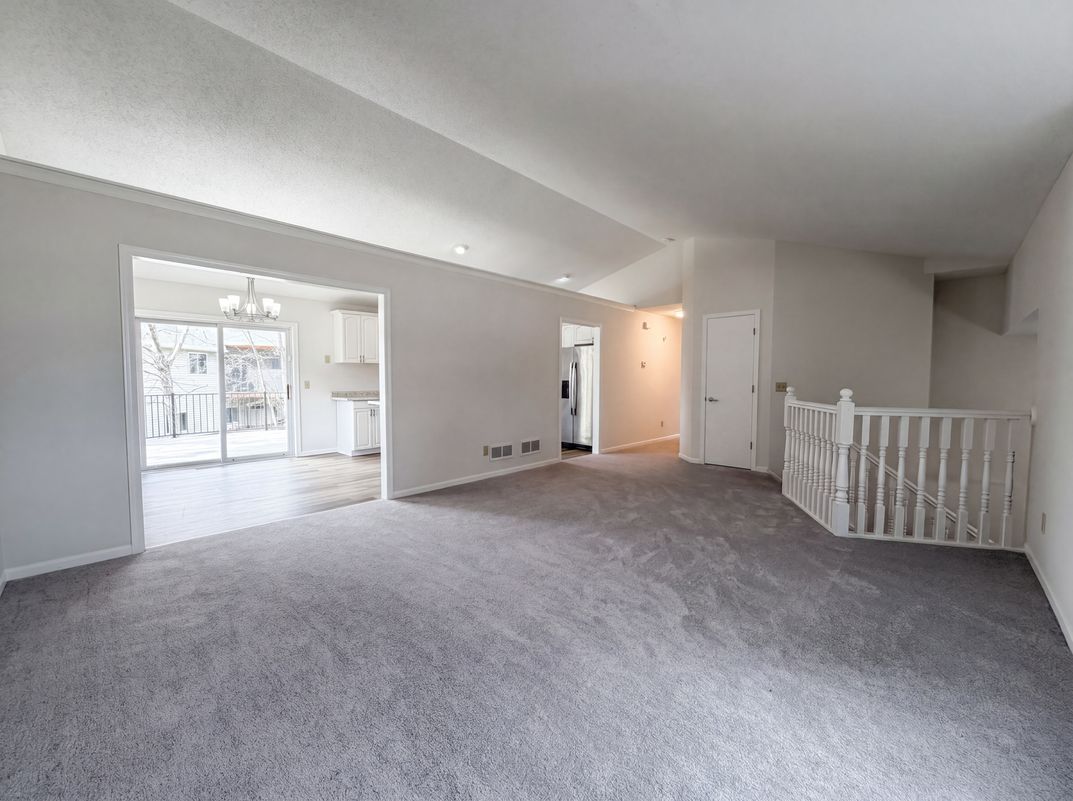 Property photo 3 of 128 Dutch Lake Trl