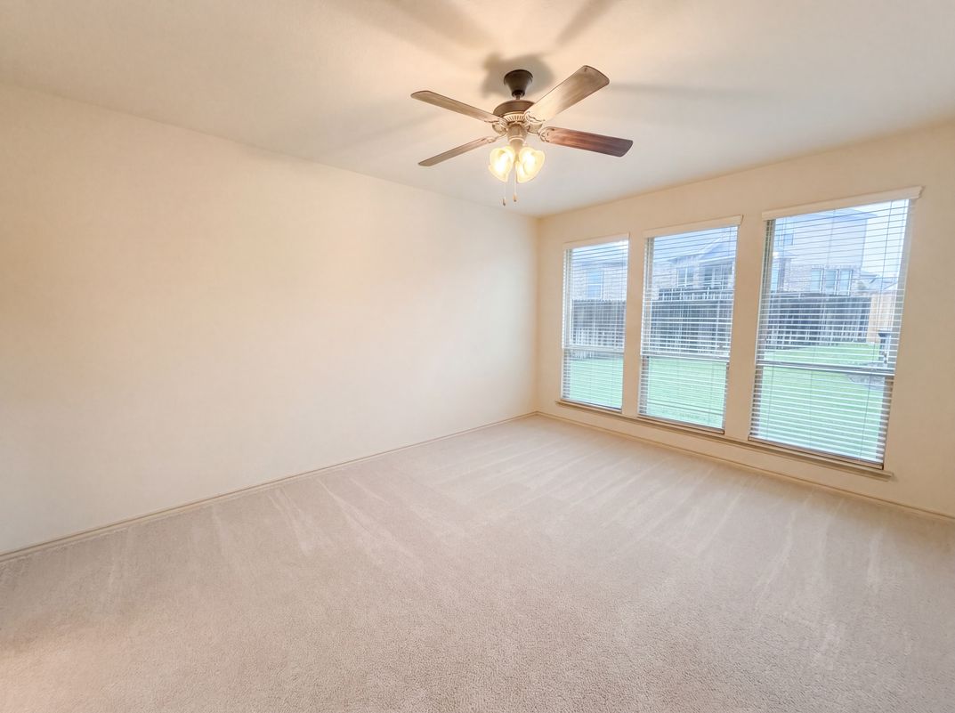 Photo 14 of 19 of 1217 Ashley Dr, Weatherford, TX