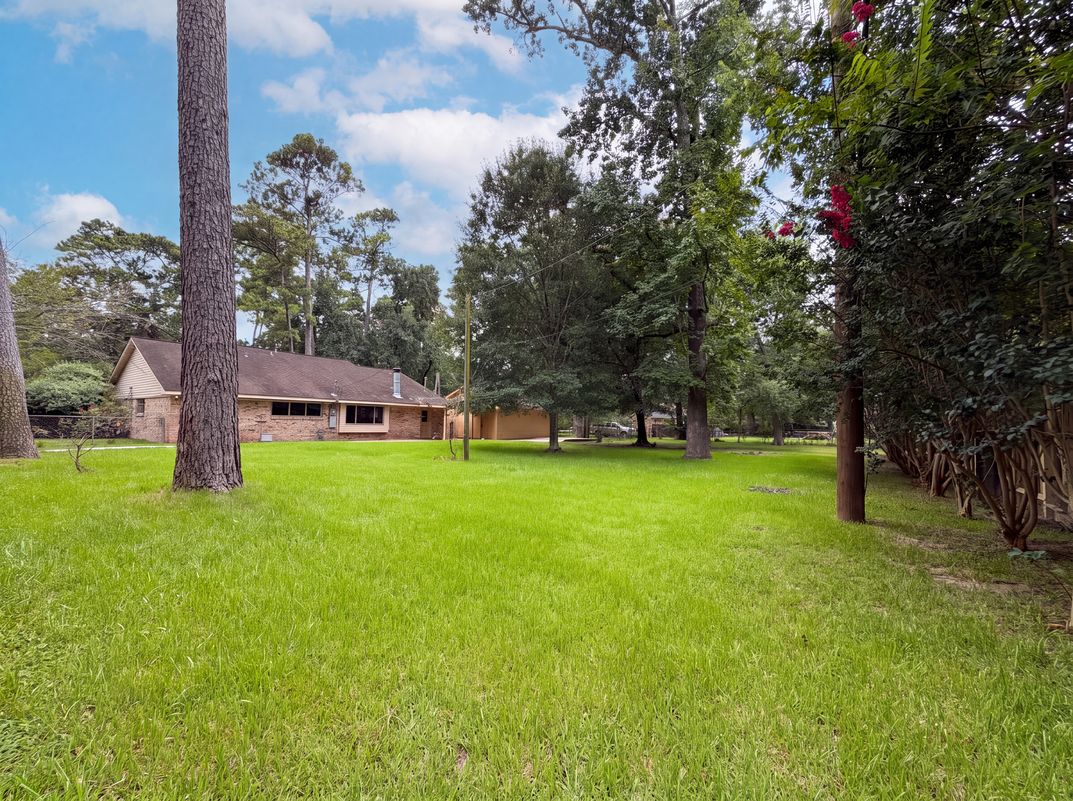 Photo 18 of 19 of 11614 Mile Dr, Houston, TX