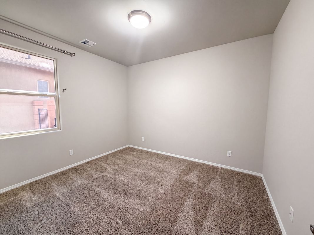 Photo 11 of 24 of 6384 Red Falcon Dr NE, Rio Rancho, NM