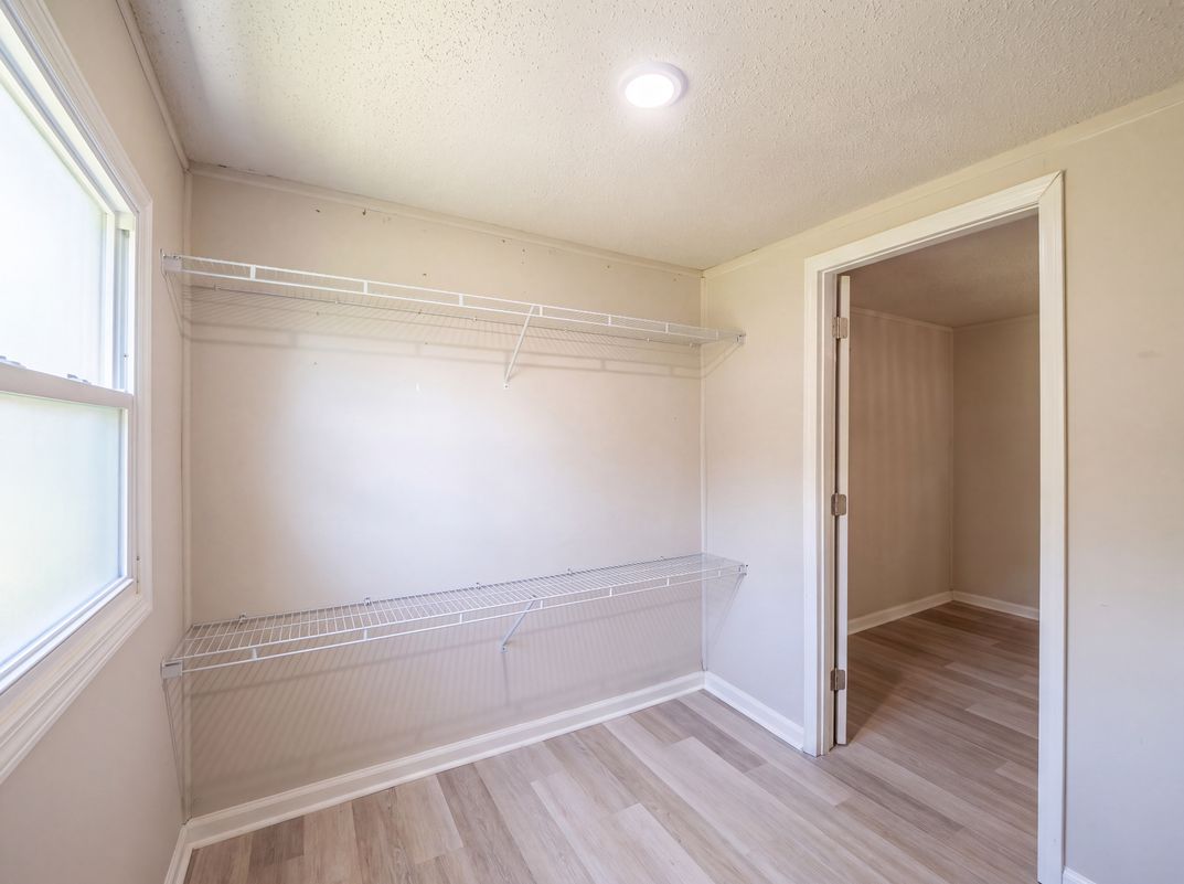 Photo 20 of 32 of 630 S Lee St, Batesburg, SC