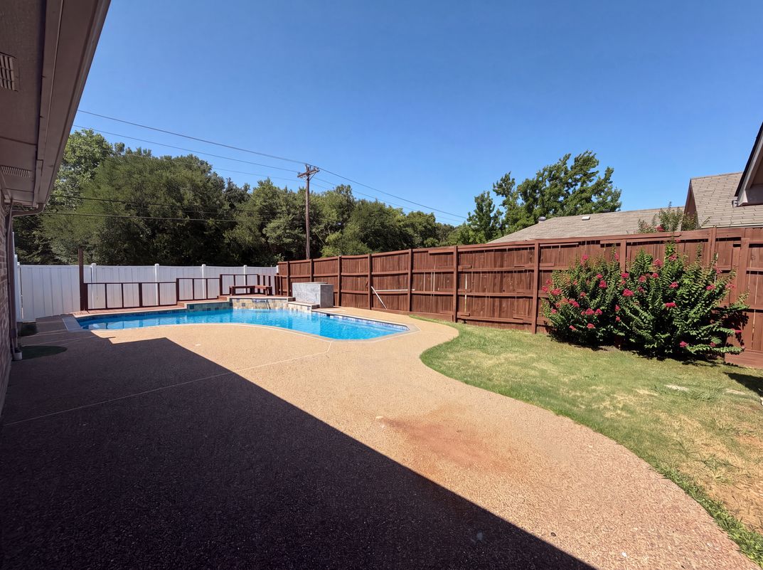 Photo 23 of 25 of 713 Lake Bluff Dr, Flower Mound, TX